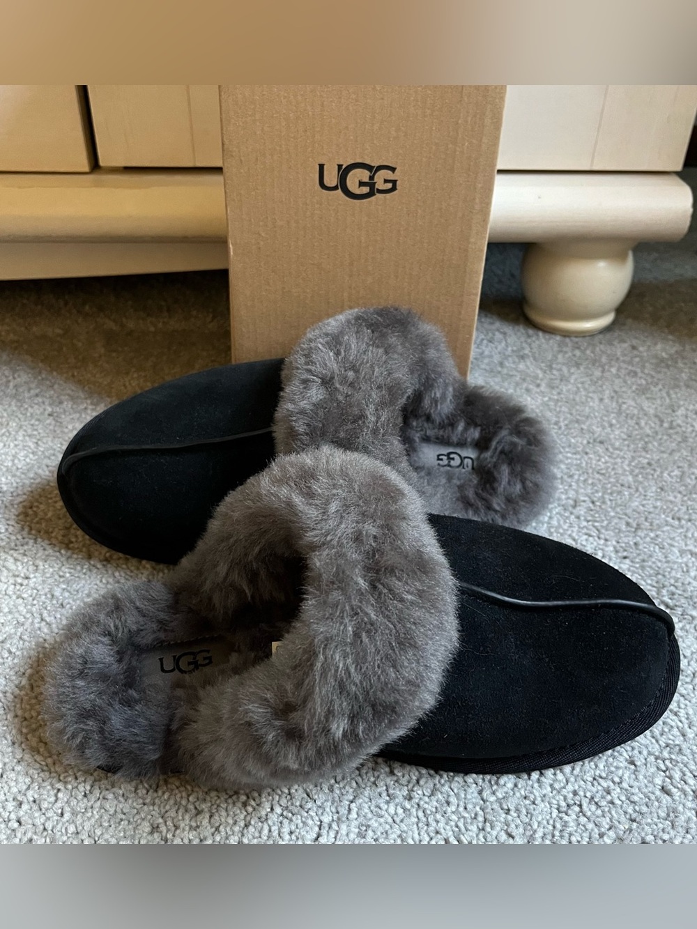 NEW UGG Scuffette II Slipper Black/Gray 7